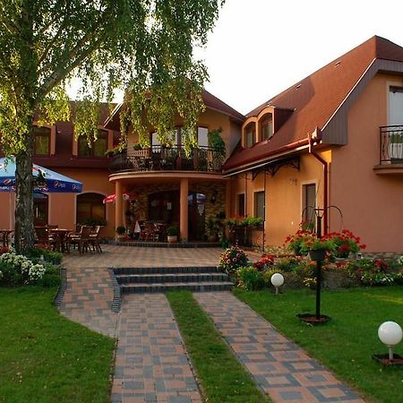 Hotel Alba Regia Pansion Egri Jahodná Exteriér fotografie