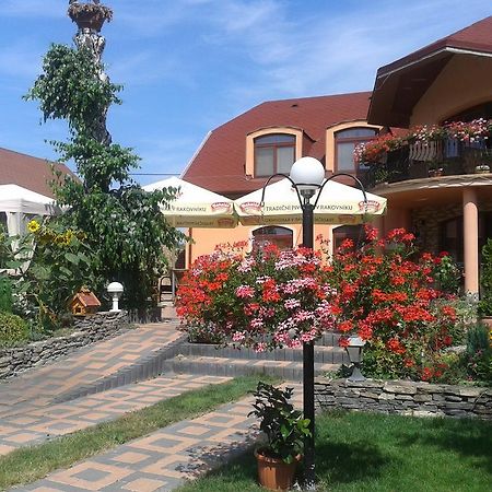 Hotel Alba Regia Pansion Egri Jahodná Exteriér fotografie