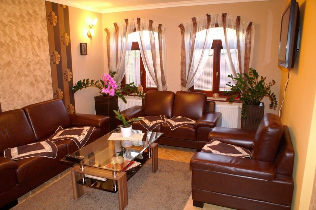 Hotel Alba Regia Pansion Egri Jahodná Exteriér fotografie