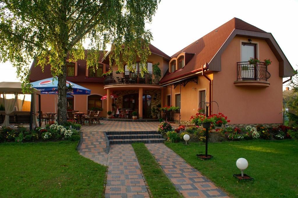 Hotel Alba Regia Pansion Egri Jahodná Exteriér fotografie