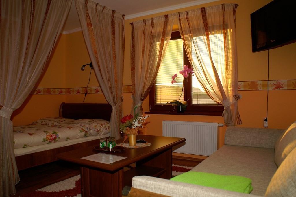 Hotel Alba Regia Pansion Egri Jahodná Pokoj fotografie