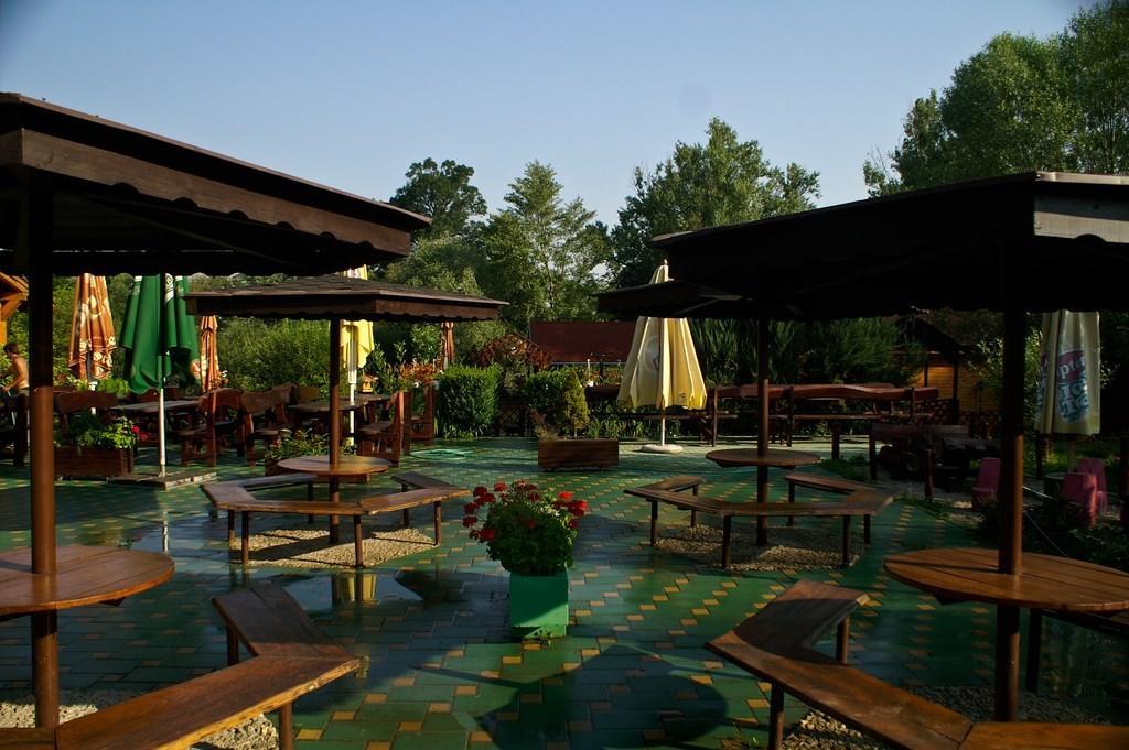 Hotel Alba Regia Pansion Egri Jahodná Exteriér fotografie